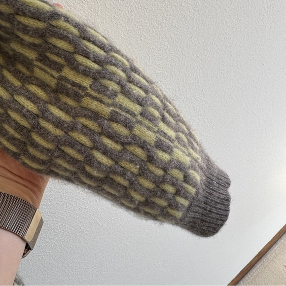 Theory Cashmere Plaited Cable Knit Sweater Pale Lime/Warm Heather Grey L - Picture 5 of 10